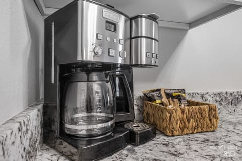 Awaken to a pot of coffee or make individual cups with our k-pods.