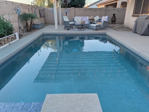 Pool (located in homeowners backyard) Guests are welcome to use. 