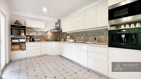 All the essentials for meal preparation