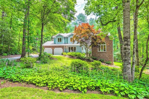 Parking | Upper Driveway (3 Vehicles) | Lower Driveway (2 Vehicles)