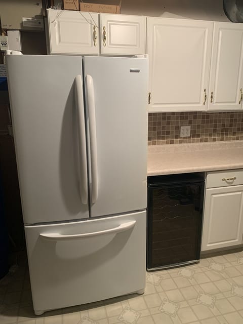 Walkout level 2nd refrigerator