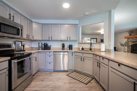 Lots of counter space for prep | Main Level