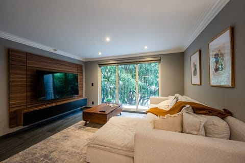 welcoming and relaxing atmosphere in our living room