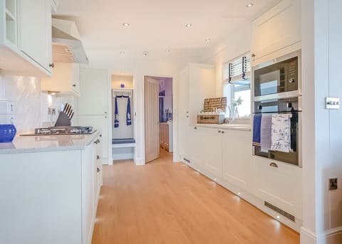 Hampton 1 - Celtic Escapes, Narberth