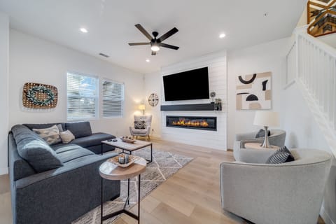 Make yourself at home at the Modern Retreat in the Pines!