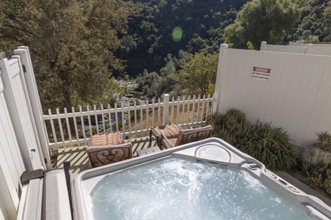 Private Hot Tub