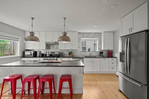 7c408d76 4283 42a6 a1e8 397a4433ae1d