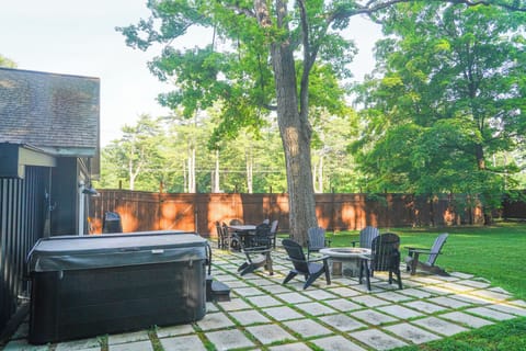 Yard with Hot tub & Firepit