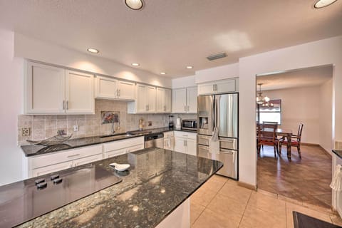 Kitchen | 1st Floor | Blender | Coffee Maker