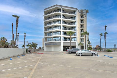 Outdoor - Welcome To Clines Landing !!
