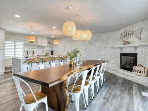 Dining Area - Dining Table + Breakfast Bar Seating for 18 - Second Floor