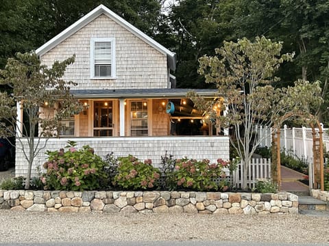 Front yard and entrance to side yard