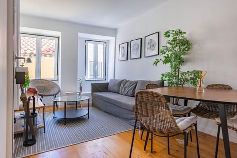 A modern and bright livingroom.
#modern #comfort #portugal #pt #lisbon
