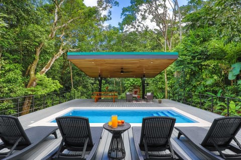 Private Pool, Rancho and Deck space.