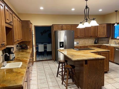 Kitchen with large island
