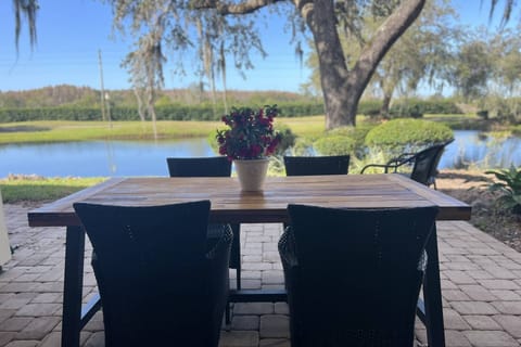 Outdoor dining with a great view and even more spectacular sunsets!