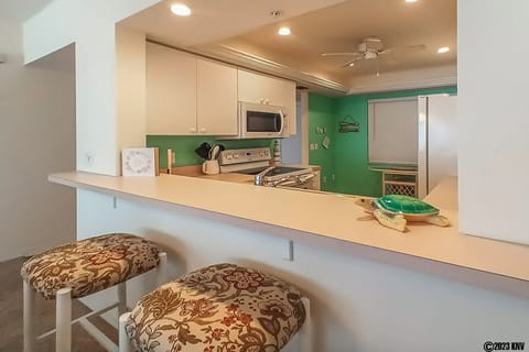 Breakfast Bar for Two