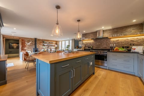 Ground floor: Contemporary kitchen with stylish touches