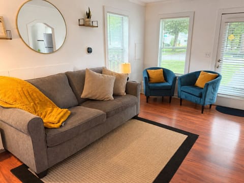 Bright and comfortable, plenty of seating, full size sleeper couch