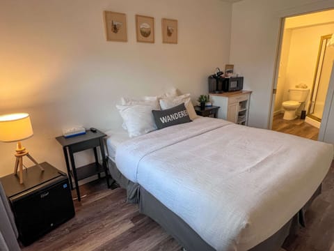 Queen Bed