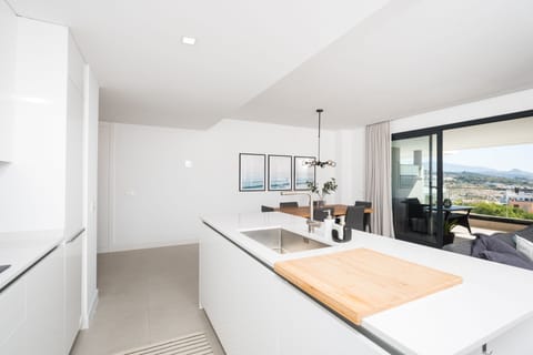 While working in the kitchen it is easy to comunicate with guests and family