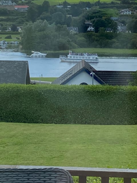 Beautiful House with lake views close to village House in County Clare