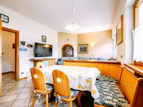 Property, Furniture, Picture Frame, Cabinetry, Table, Wood, Orange, Interior Design, Chair, Building