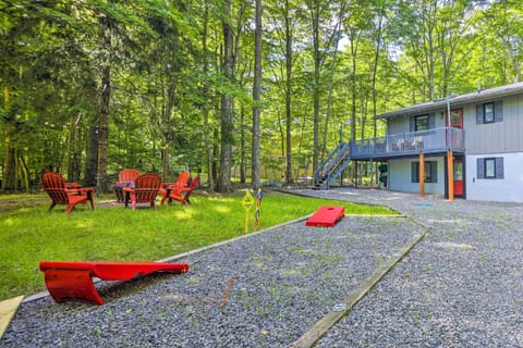 Gouldsboro Vacation Rental | 1,525 Sq Ft | 4BR | 2BA | Stairs Required