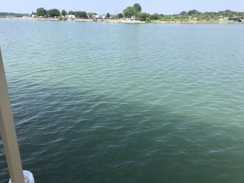 “No Wake” cove to kayak and swim out in front of the boat dock