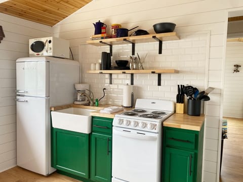 Newly Renovated Kitchen