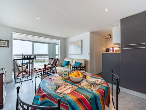 Plant, Furniture, Property, Window, Chair, Building, Wood, Lighting, Flowerpot, Architecture