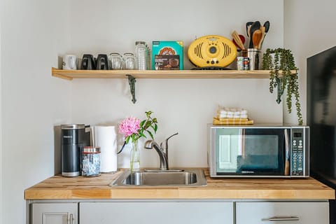 Kitchenette with all you need including full fridge