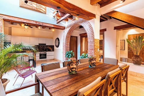 Dining room · Colonial art · Handcrafted furniture · First floor