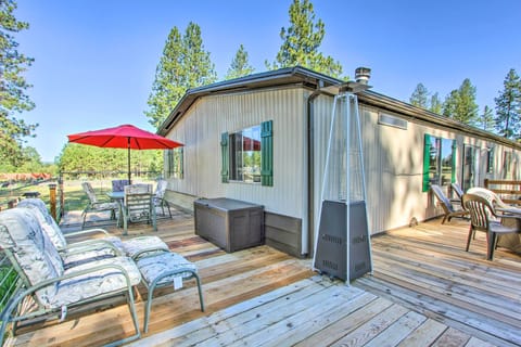 Chiloquin Vacation Rental | 3BR | 2BA | Stairs Required for Access | 1,500 Sq Ft