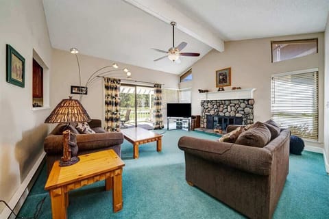 Cozy Bear Den living room