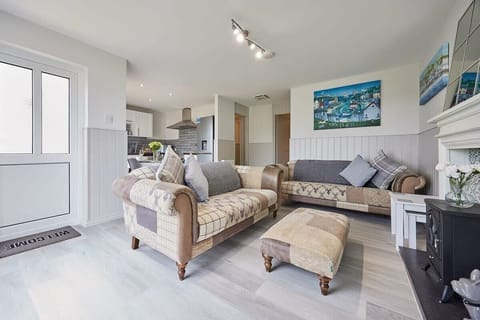 Robin's Nest, Callington - Host & Stay