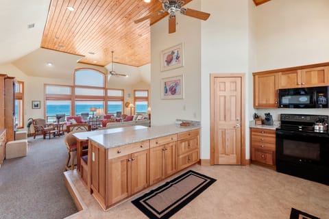 WH139: Dutch Treat | Top Level Kitchen