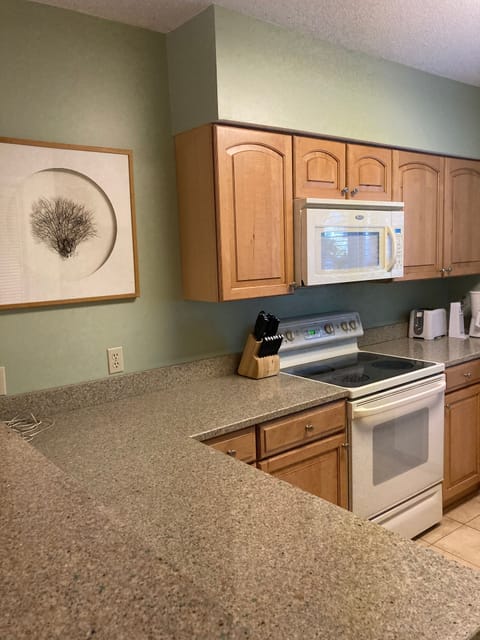 Plenty of counter space!