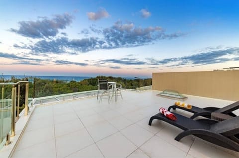 Roof top terrace