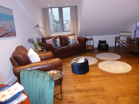 Very comfortable seating, perfect for relaxing