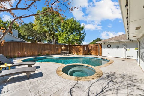 Private HEATED pool and hot tub/spa with high jets, fully fenced.