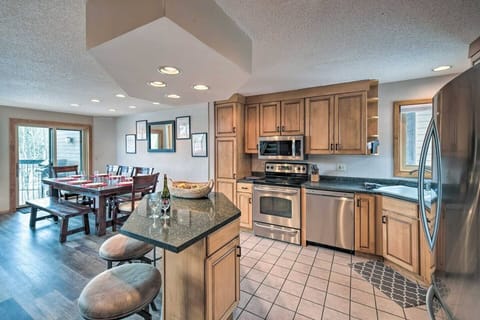 Kitchen | Fully Equipped