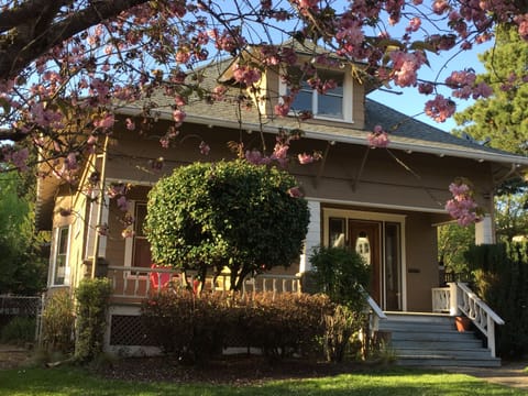 The John Barleycorn Home, facing Woodward Street. Craftsman-style, built in 1908