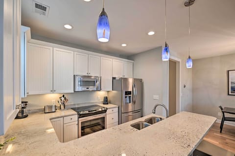 Kitchen | 1st Floor | Fully Equipped | Coffee Maker | Dishware/Flatware