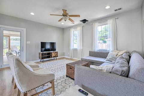 Pasadena Vacation Rental | 1,727 Sq Ft | 3BR | 2BA | Stairs Required