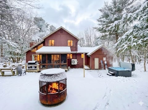 Set the skis aside after a full day and jump in the hot tub. Doesn't get any better than this!