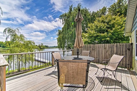 Horicon Vacation Rental | 2BR | 1BA | 1,000 Sq Ft | 6 Steps to Access