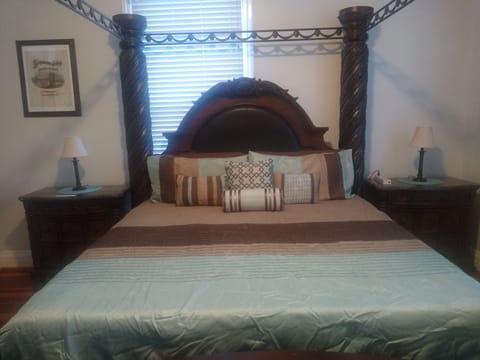 King Sized canopy bed with super comfy, 13-inch thick memory foam mattress!