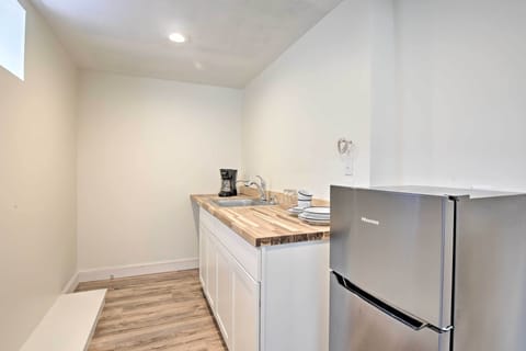 Kitchenette | Lower Level
