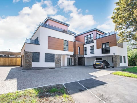 Exterior | The Bilberry - Scalby View Apartments, Scalby